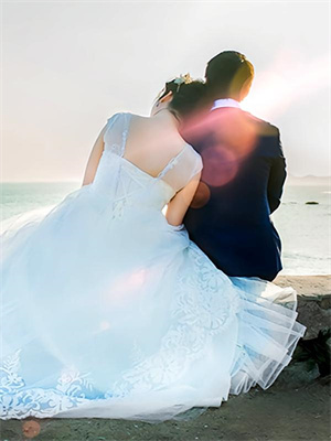 《新婚夜老公给我找来八个男人，殊不知我是他家送财灵宠》全集免费在线阅读（裴瑾乔晚意）